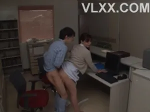 Má kế dáng đẹp và cậu con người chồng khốn nạn